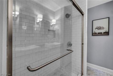6827 Cranbrook Drive Brecksville OH 44141