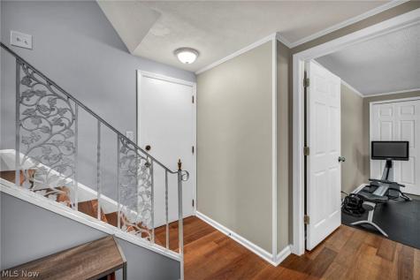 6827 Cranbrook Drive Brecksville OH 44141