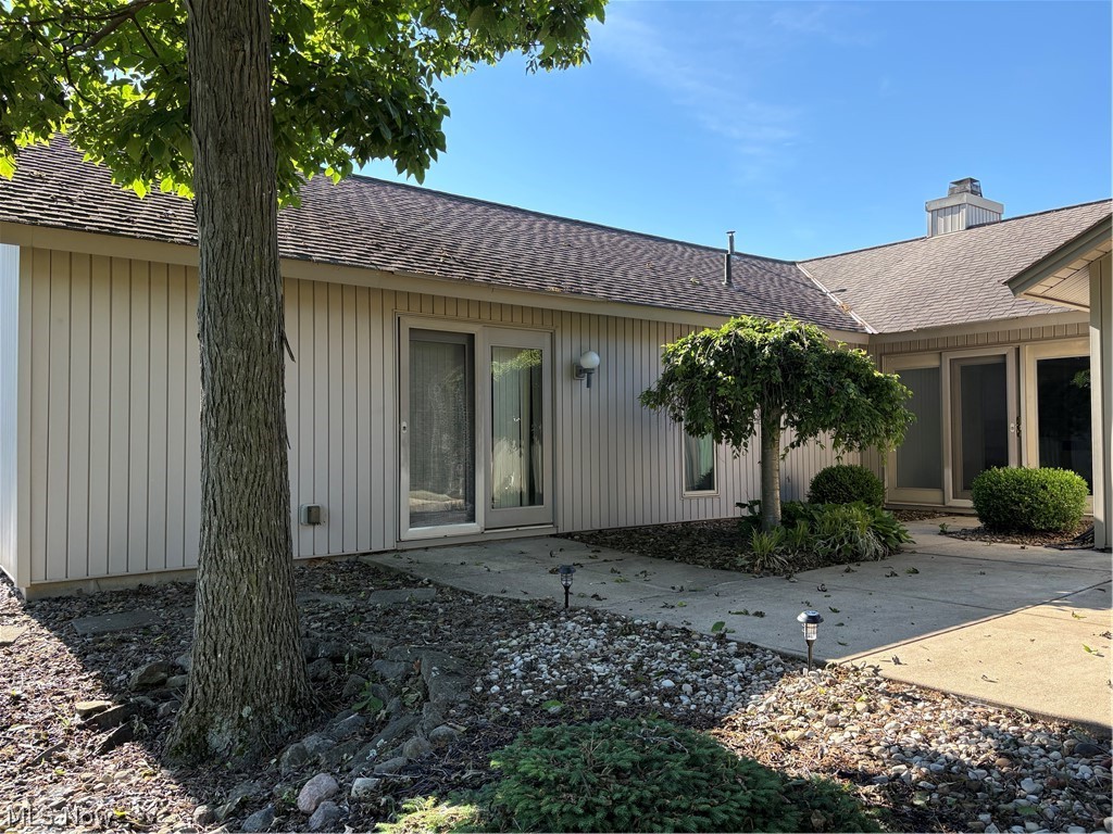 33073 Hidden Hollow Court North Ridgeville OH 44039