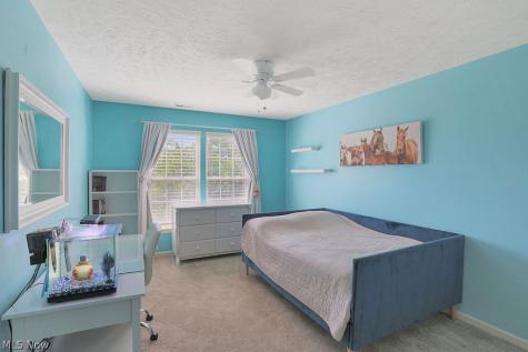 679 Jockeys Circle Avon Lake OH 44012