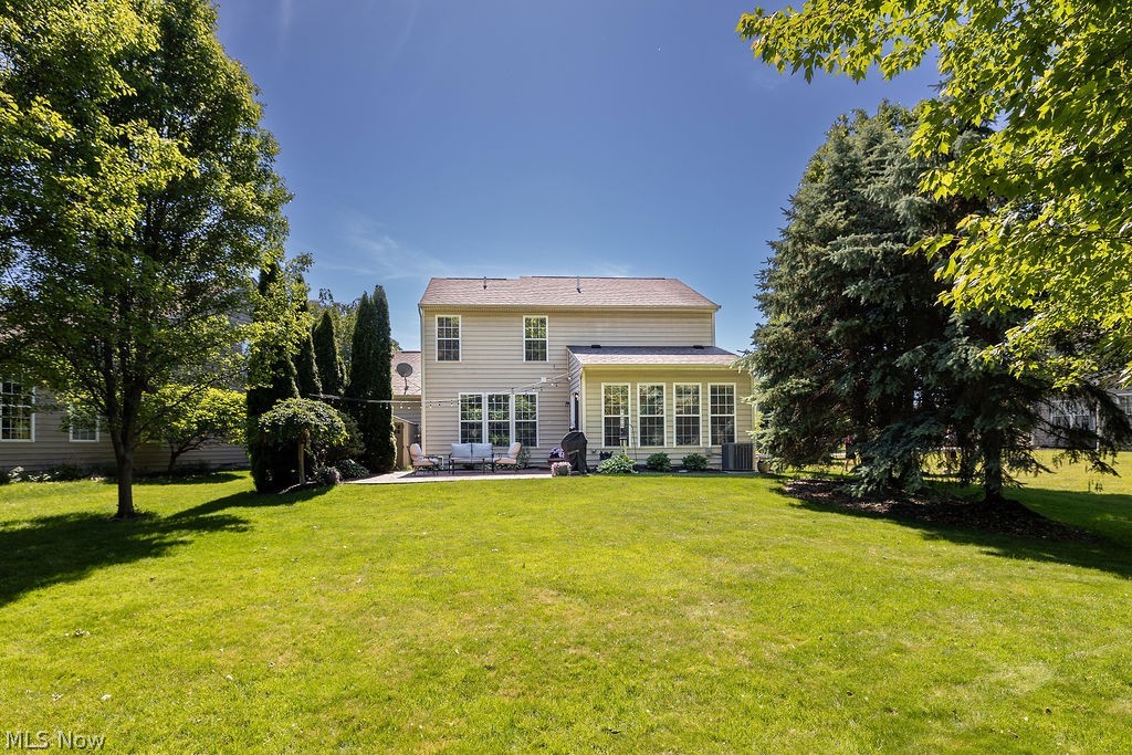 679 Jockeys Circle Avon Lake OH 44012