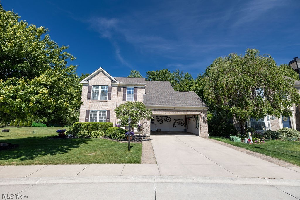 679 Jockeys Circle Avon Lake OH 44012