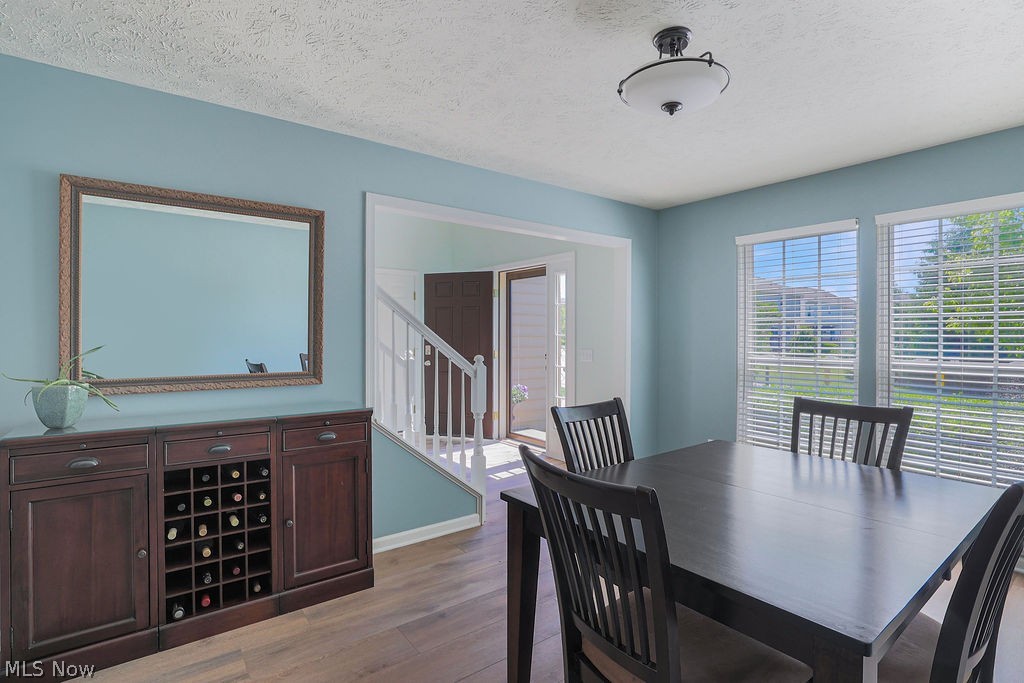 679 Jockeys Circle Avon Lake OH 44012