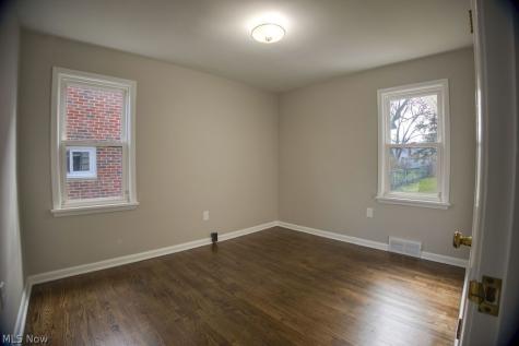 5404 Beacon Road Lyndhurst OH 44124