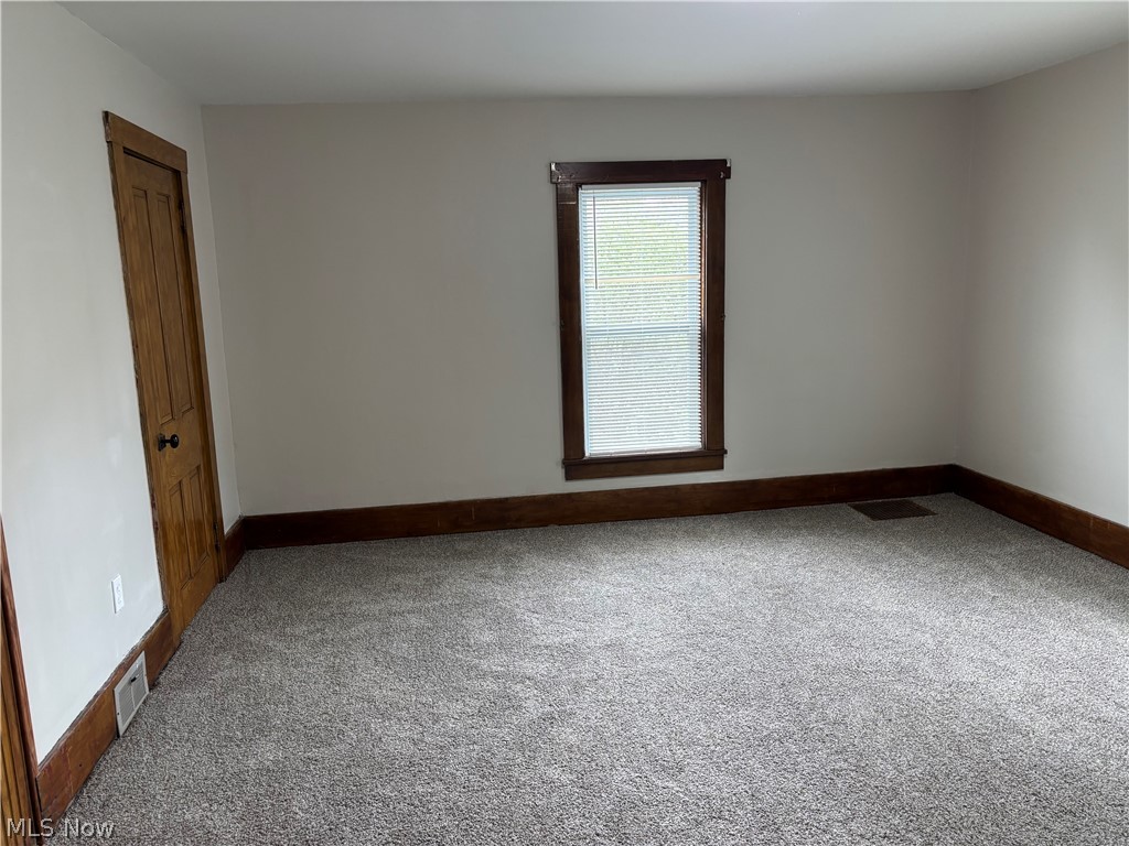 26 Lincoln Street Salineville OH 43945