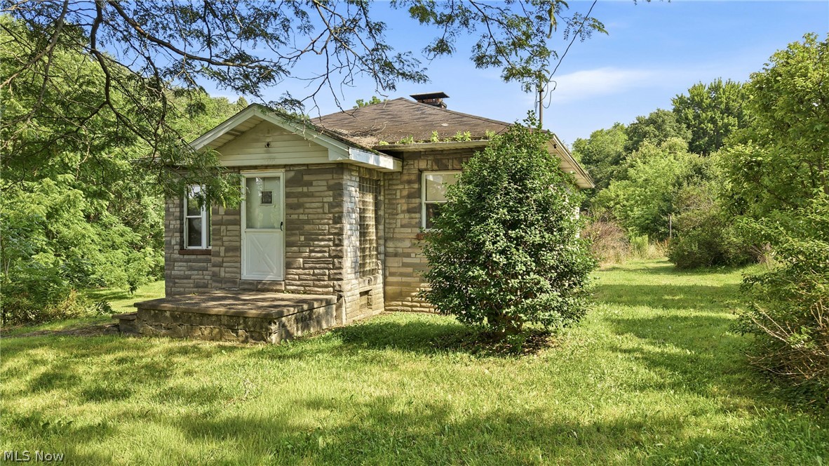 6585 Chestnut Ridge Road Hubbard OH 44425