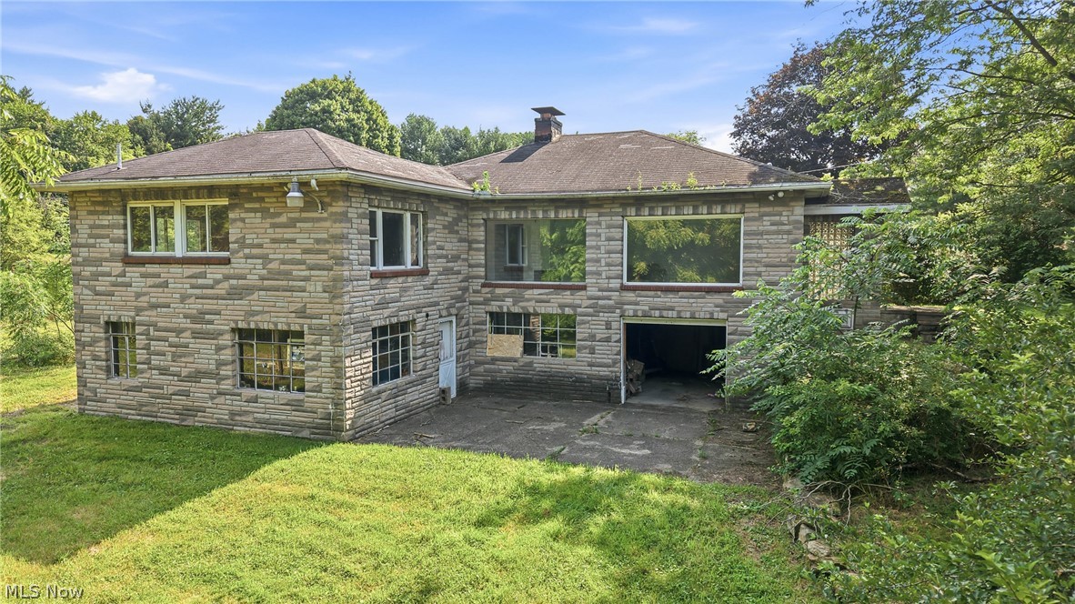 6585 Chestnut Ridge Road Hubbard OH 44425