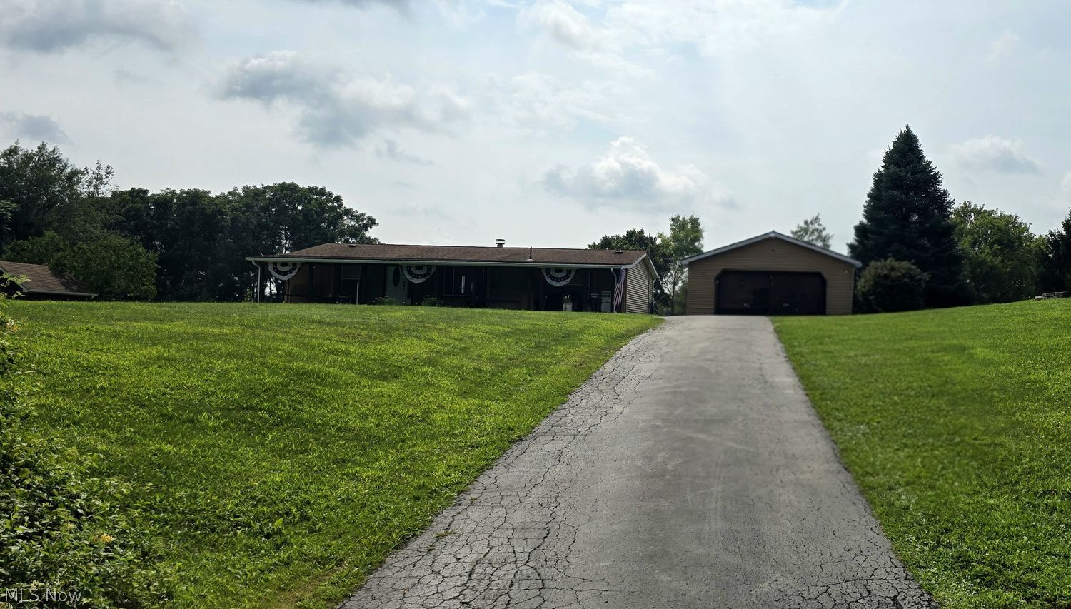 6845 State Route 7 New Waterford OH 44445
