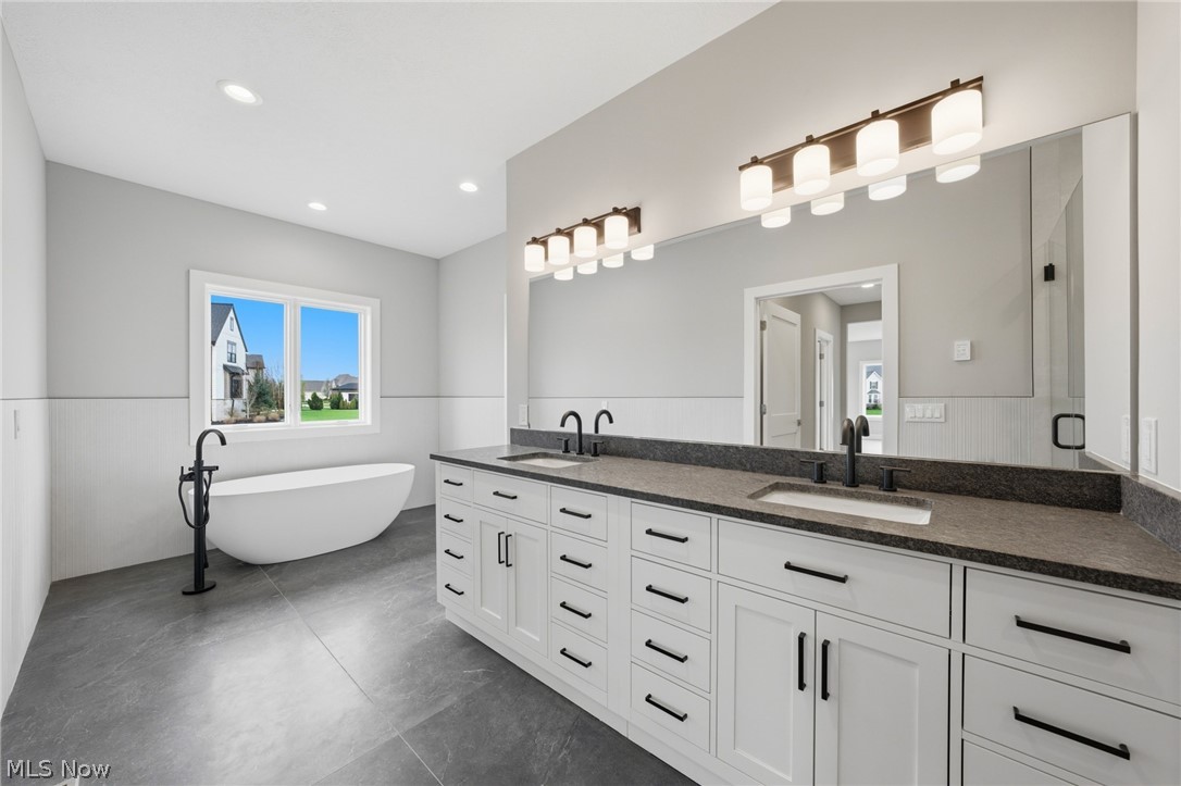 405 Club Drive W Aurora OH 44202