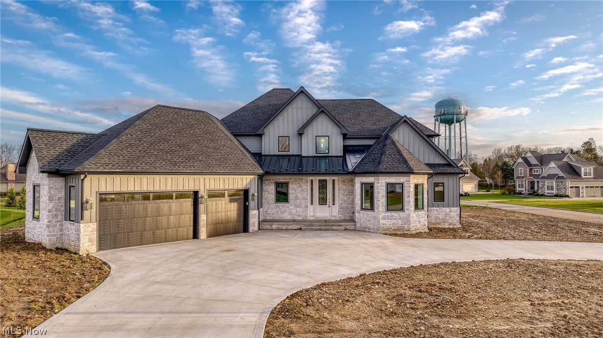 405 Club Drive W Aurora OH 44202