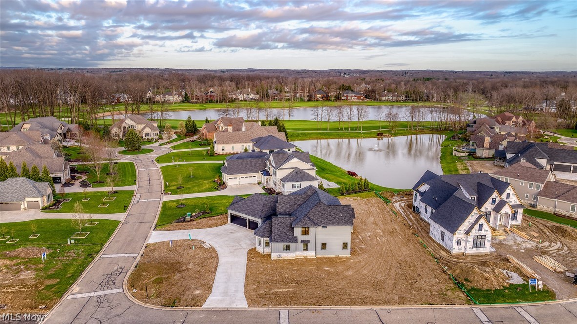 405 Club Drive W Aurora OH 44202