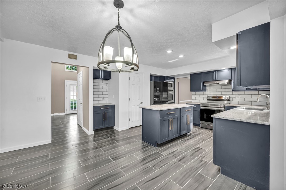 1785 Holdens Arbor Run Westlake OH 44145