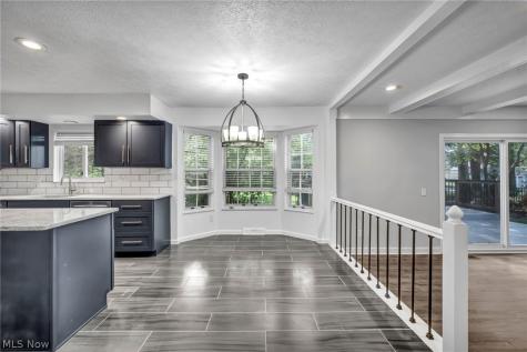 1785 Holdens Arbor Run Westlake OH 44145