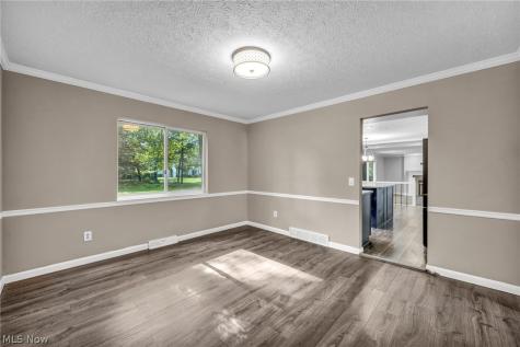 1785 Holdens Arbor Run Westlake OH 44145