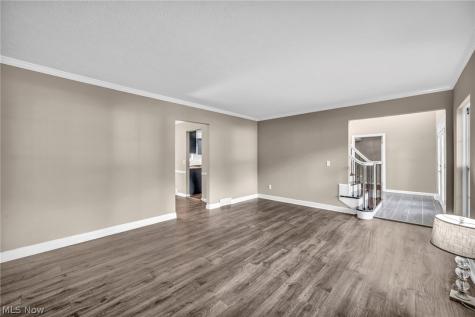 1785 Holdens Arbor Run Westlake OH 44145