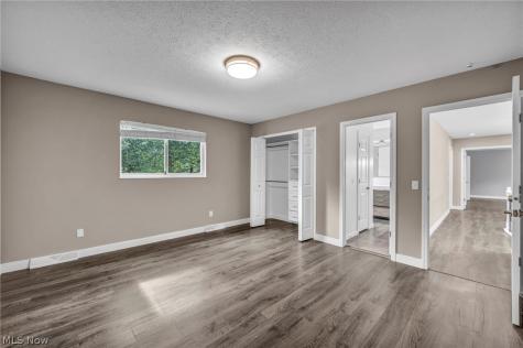 1785 Holdens Arbor Run Westlake OH 44145