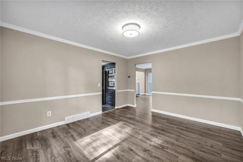 1785 Holdens Arbor Run Westlake OH 44145