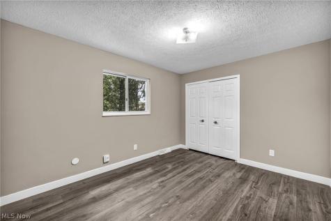 1785 Holdens Arbor Run Westlake OH 44145