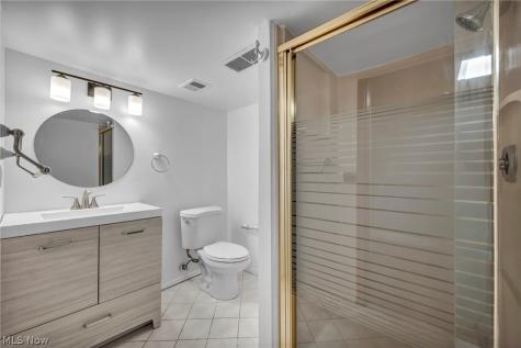 1785 Holdens Arbor Run Westlake OH 44145