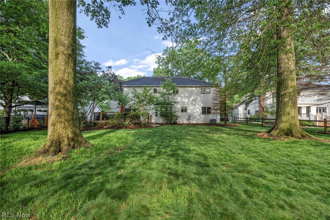 1785 Holdens Arbor Run Westlake OH 44145