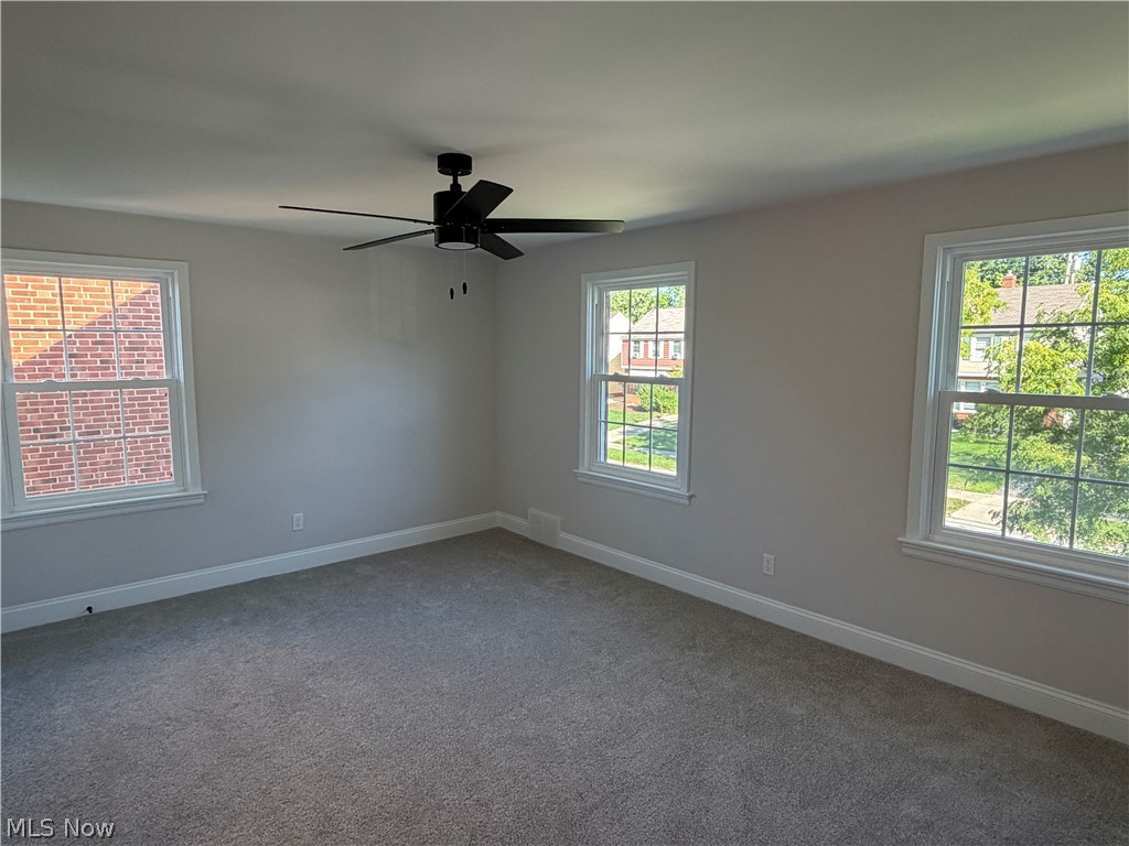 17012 Eldamere Avenue Cleveland OH 44128