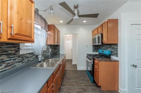 261 Madison Avenue Akron OH 44320