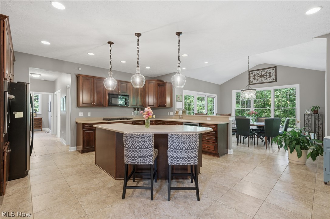 255 Pamilla Circle Avon Lake OH 44012