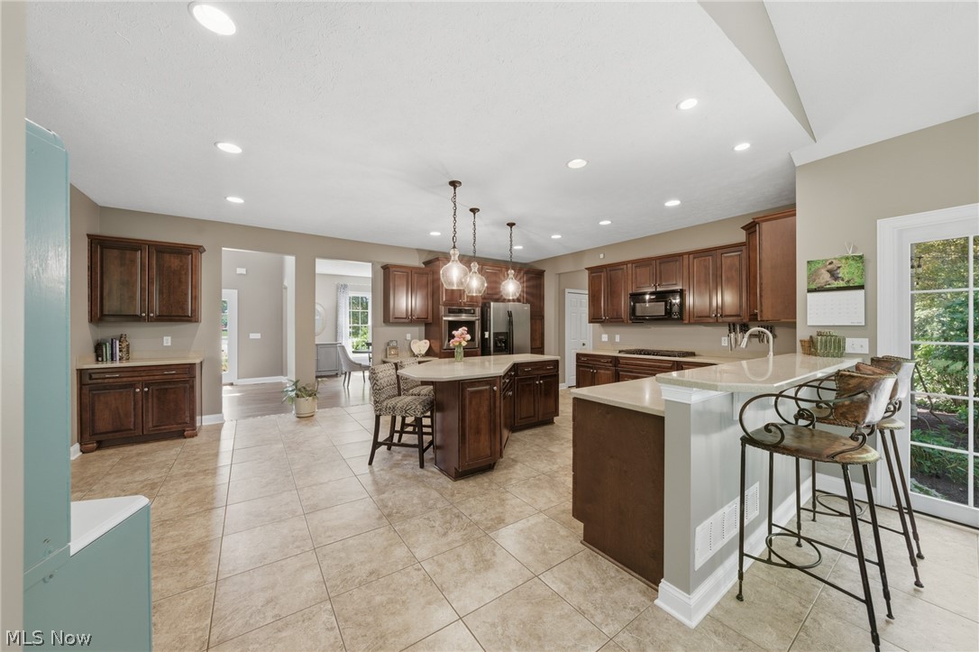 255 Pamilla Circle Avon Lake OH 44012