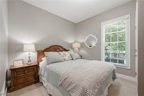 255 Pamilla Circle Avon Lake OH 44012