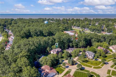 255 Pamilla Circle Avon Lake OH 44012