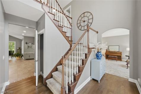 255 Pamilla Circle Avon Lake OH 44012