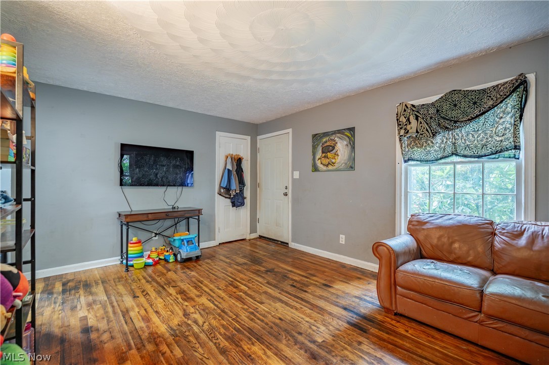 892 Hayden Avenue Akron OH 44320
