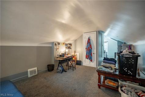 892 Hayden Avenue Akron OH 44320
