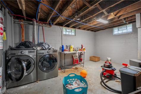 892 Hayden Avenue Akron OH 44320