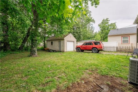 892 Hayden Avenue Akron OH 44320