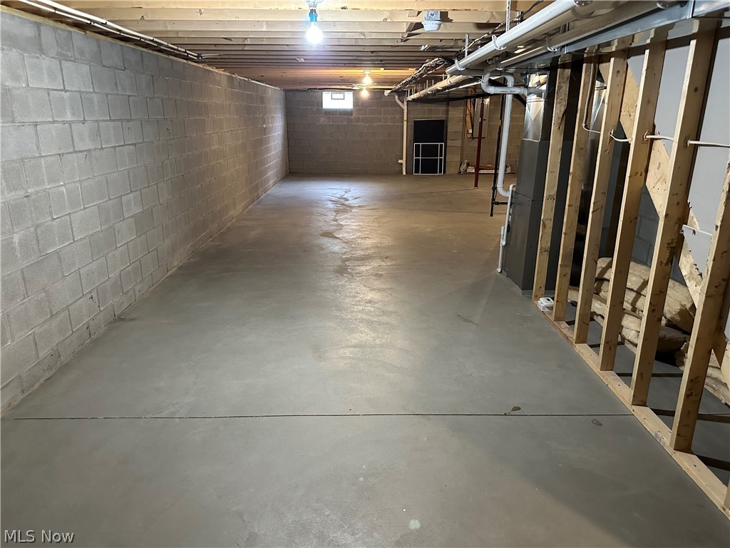 2346 Wilshire Drive Cortland OH 44410
