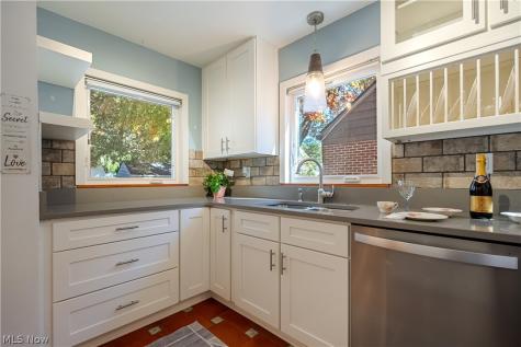 1731 Broad Boulevard Cuyahoga Falls OH 44223