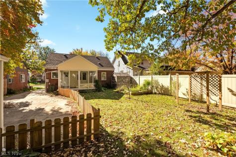 1731 Broad Boulevard Cuyahoga Falls OH 44223
