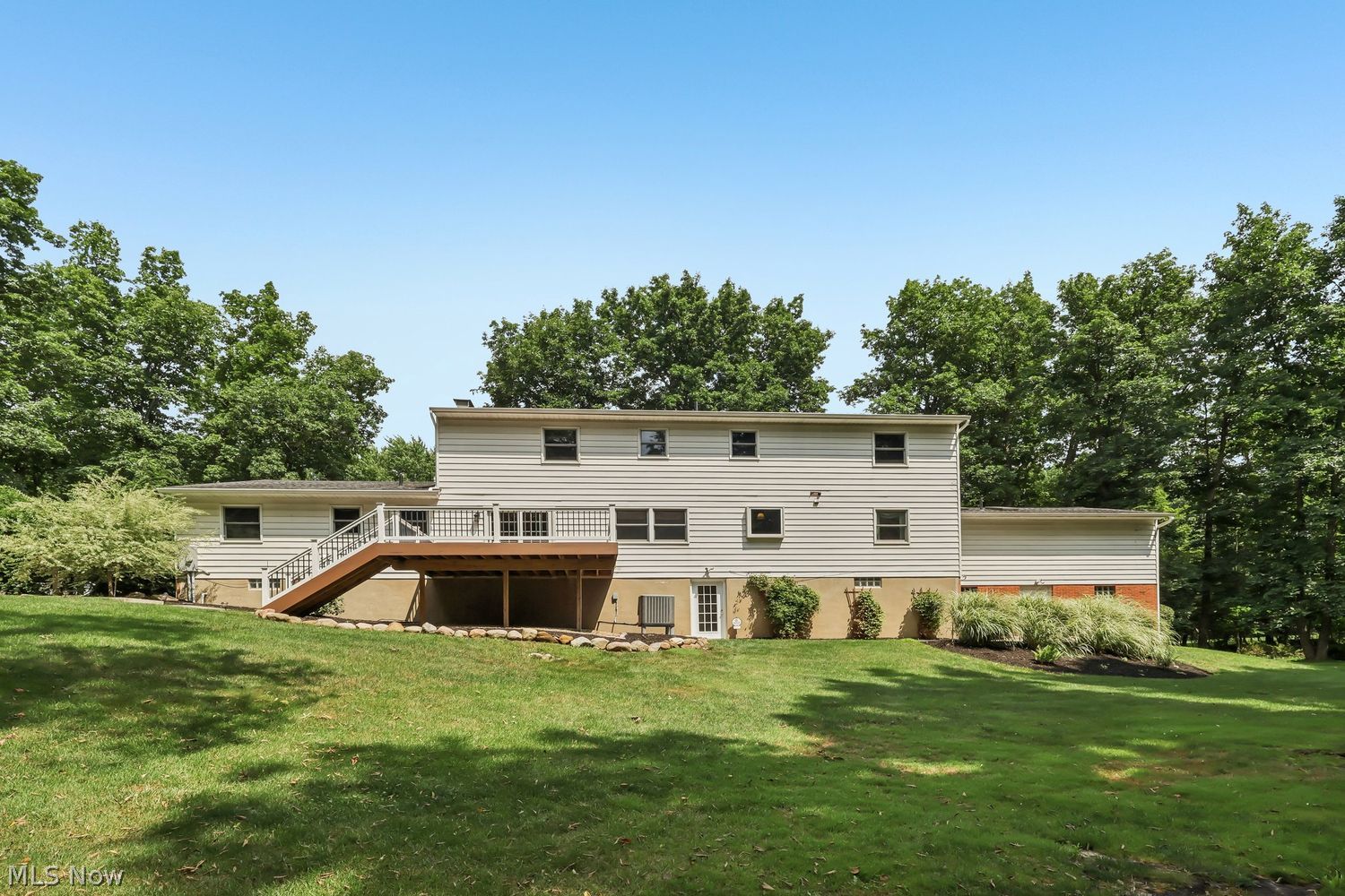 248 Harvest Drive Akron OH 44333