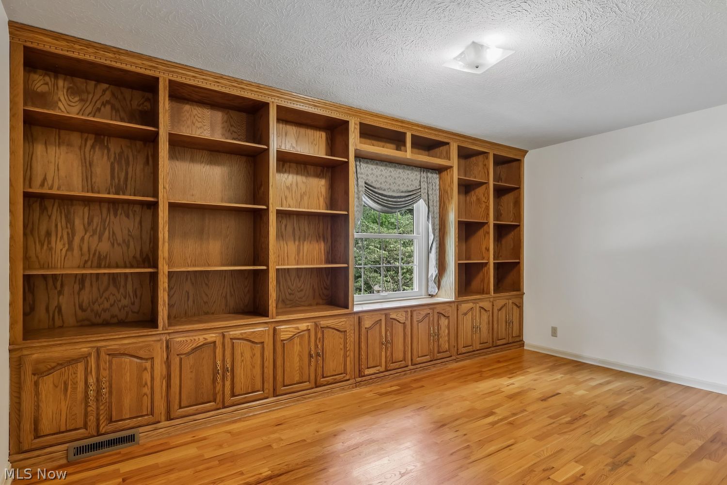 248 Harvest Drive Akron OH 44333
