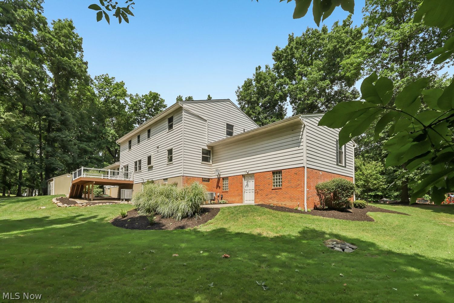 248 Harvest Drive Akron OH 44333