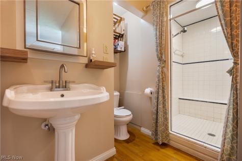 1451 Mishler Street NE Alliance OH 44601