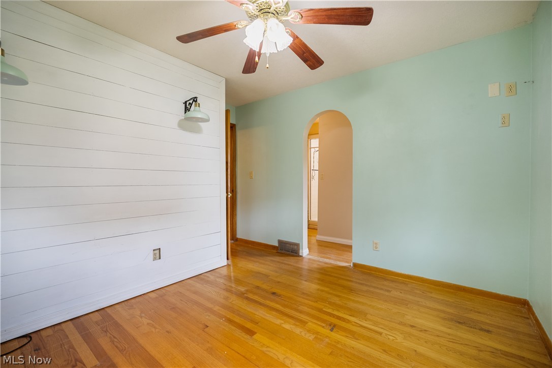 1451 Mishler Street NE Alliance OH 44601