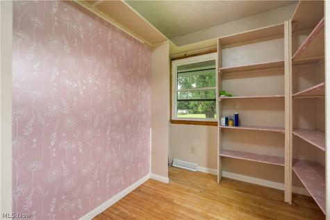 1451 Mishler Street NE Alliance OH 44601