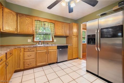 1451 Mishler Street NE Alliance OH 44601