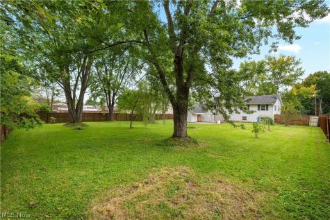 1451 Mishler Street NE Alliance OH 44601