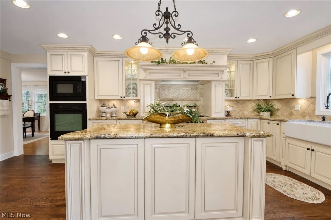 8233 Music Street Chagrin Falls OH 44022