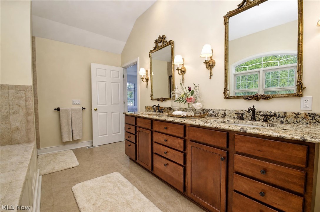 8233 Music Street Chagrin Falls OH 44022