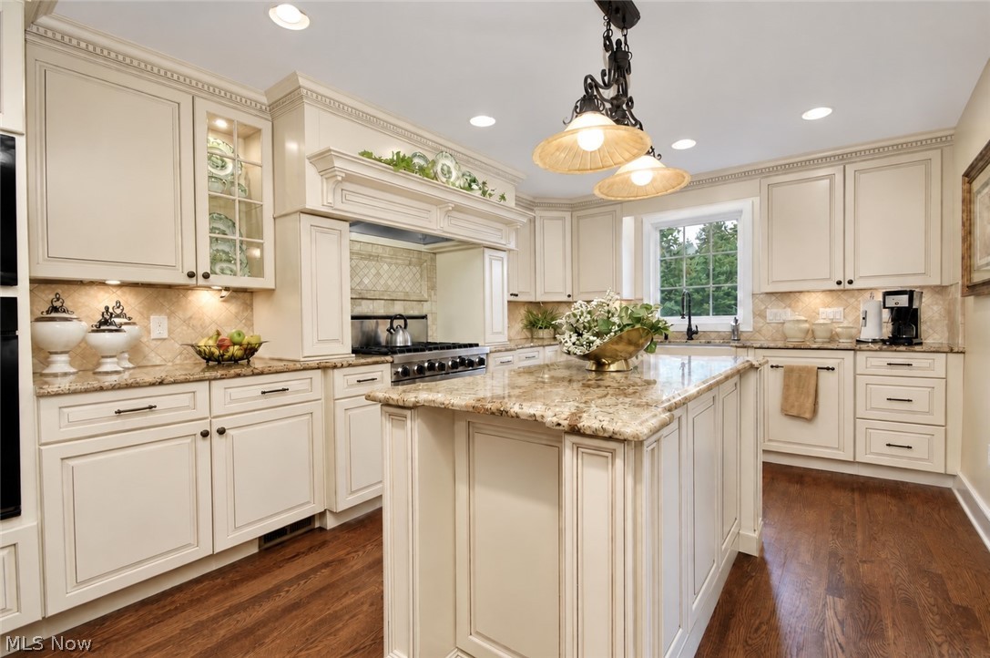 8233 Music Street Chagrin Falls OH 44022