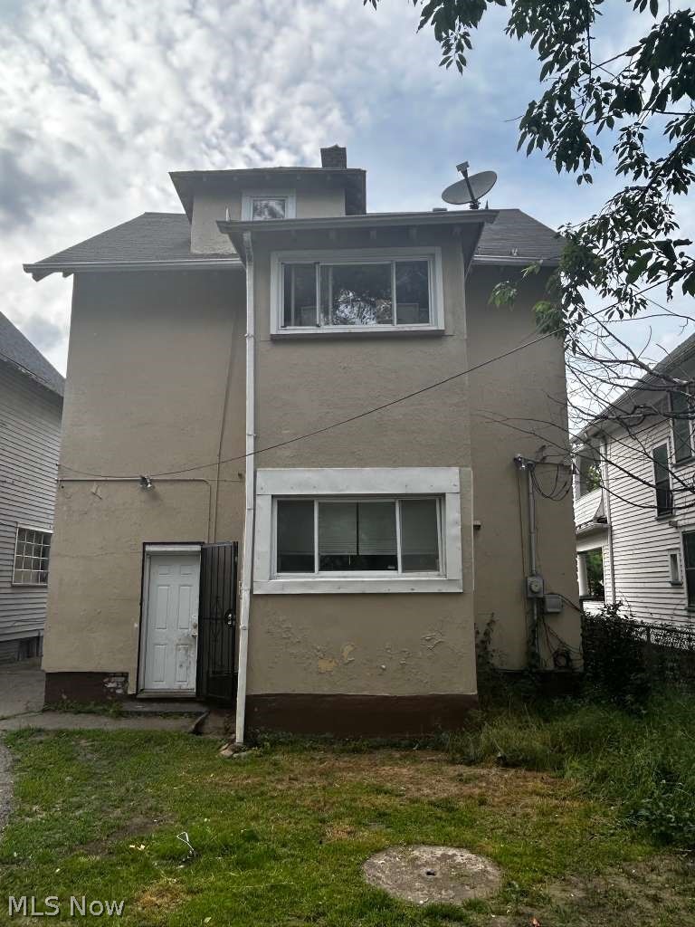 10824 Bryant Avenue Cleveland OH 44108